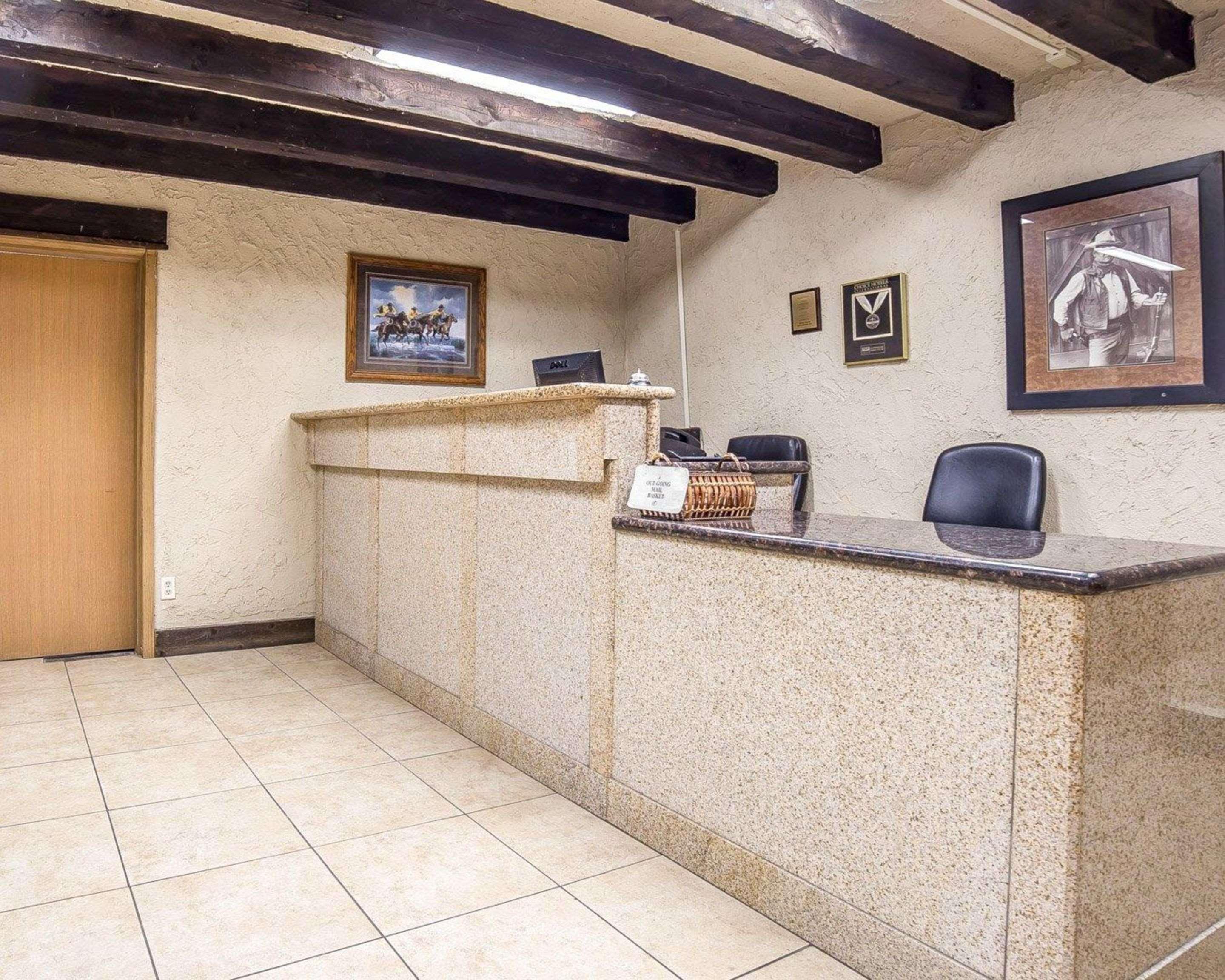 Rodeway Inn Baker City Bagian luar foto