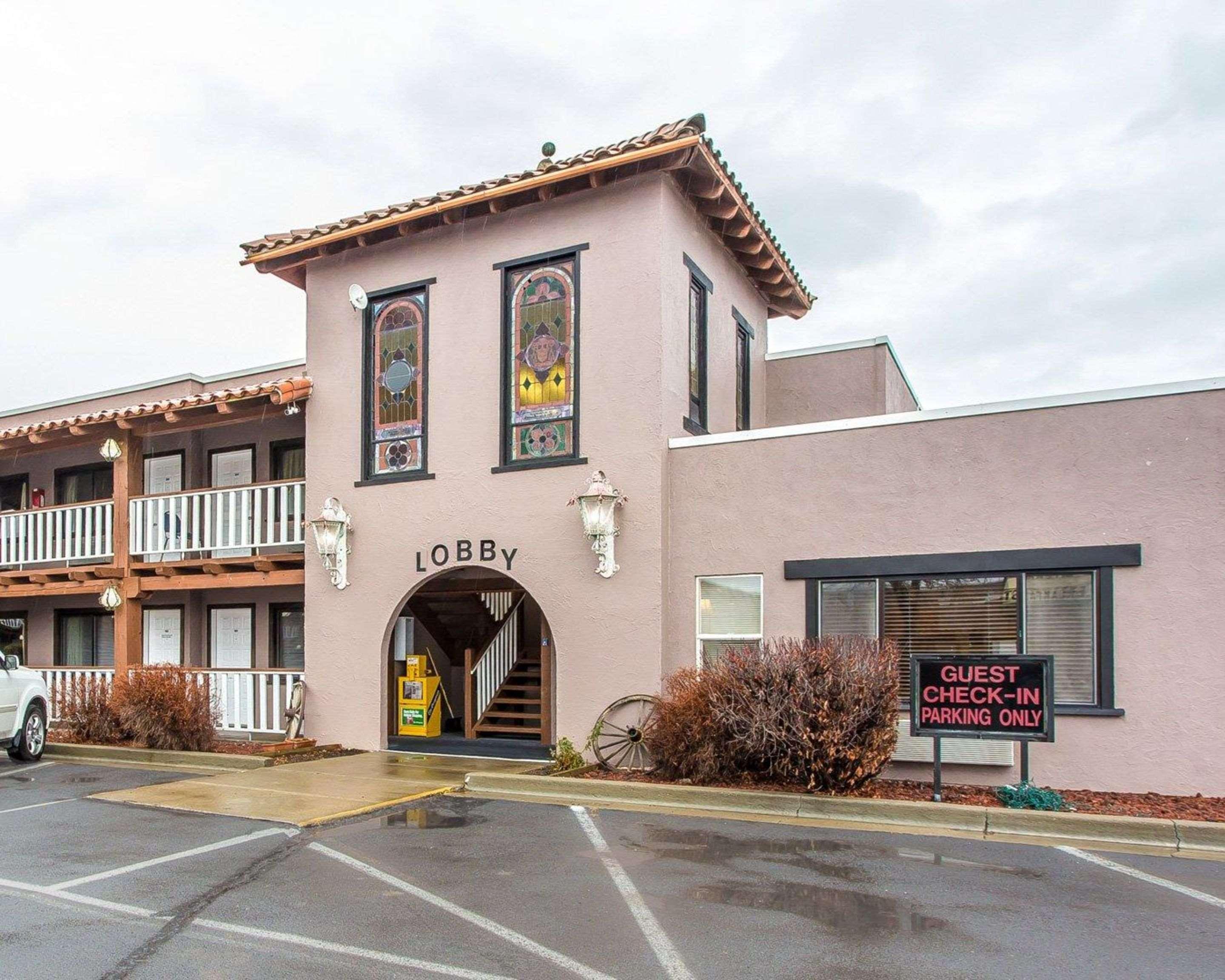 Rodeway Inn Baker City Bagian luar foto